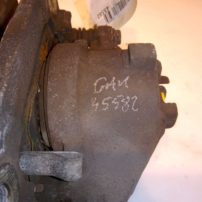 Etrier de frein avant droit occasion HONDA CIVIC VI Phase 1 03-2001->12-2003 1.6i 110ch 45018S5AJ02 3