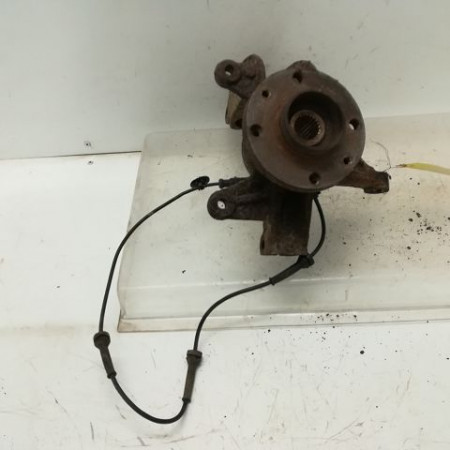 Moyeu avg occasion RENAULT MEGANE II Phase 1 09-2003->12-2005 1.5 DCI 80ch 402102977R