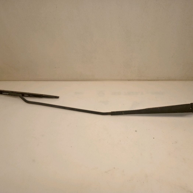Bras essuie-glace avant droit occasion HONDA CIVIC VI Phase 1 03-2001->12-2003 1.6i 110ch 76600S6DG01 2