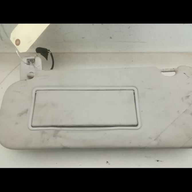 Pare-soleil gauche occasion PEUGEOT 407 Phase 1 04-2004->07-2008 1.6 HDI 16v 8143NZ 2