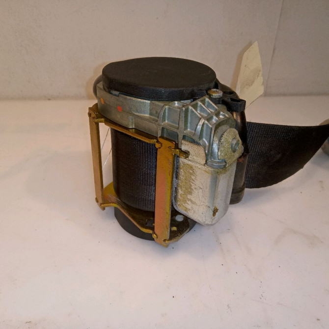 Ceinture avant droite occasion PEUGEOT 407 COUPE Phase 1 10-2005->12-2011 2.7 HDI 204ch 8974YK 2