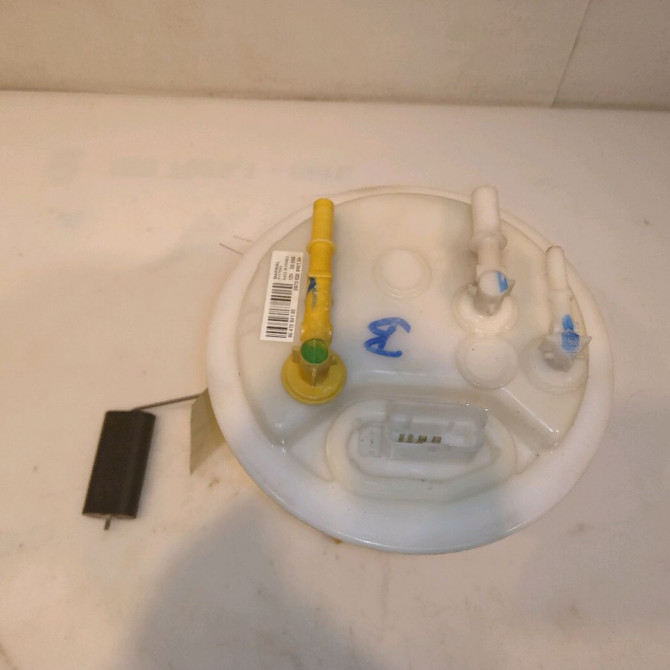 Jauge a carburant occasion PEUGEOT 407 COUPE Phase 1 10-2005->12-2011 2.7 HDI 204ch 1525SH 2