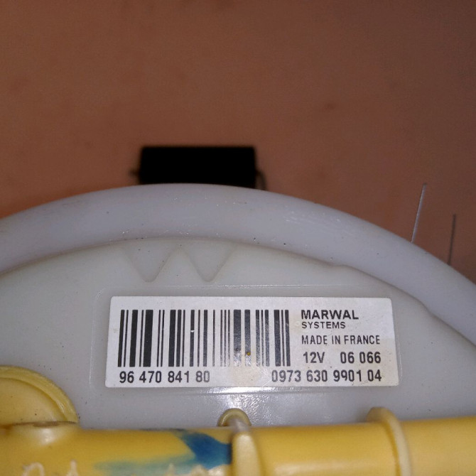 Jauge a carburant occasion PEUGEOT 407 COUPE Phase 1 10-2005->12-2011 2.7 HDI 204ch 1525SH 3