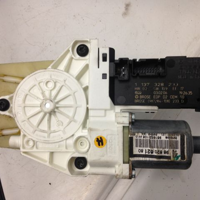 Mecanisme + moteur lève-glace avant droit occasion PEUGEOT 407 COUPE Phase 1 10-2005->12-2011 2.7 HDI 204ch 9222V7 2