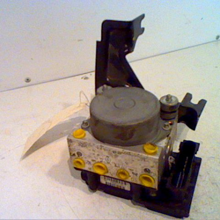 Calculateur abs occasion RENAULT CLIO III Phase 2 03-2009->12-2014 1.5 DCI 85ch 8200747140