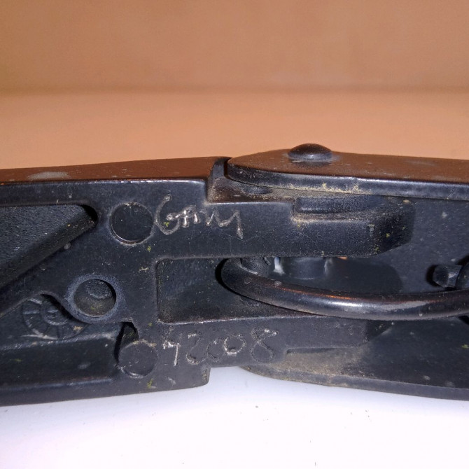 Bras essuie-glace avant droit occasion SKODA YETI 5L1955409 3