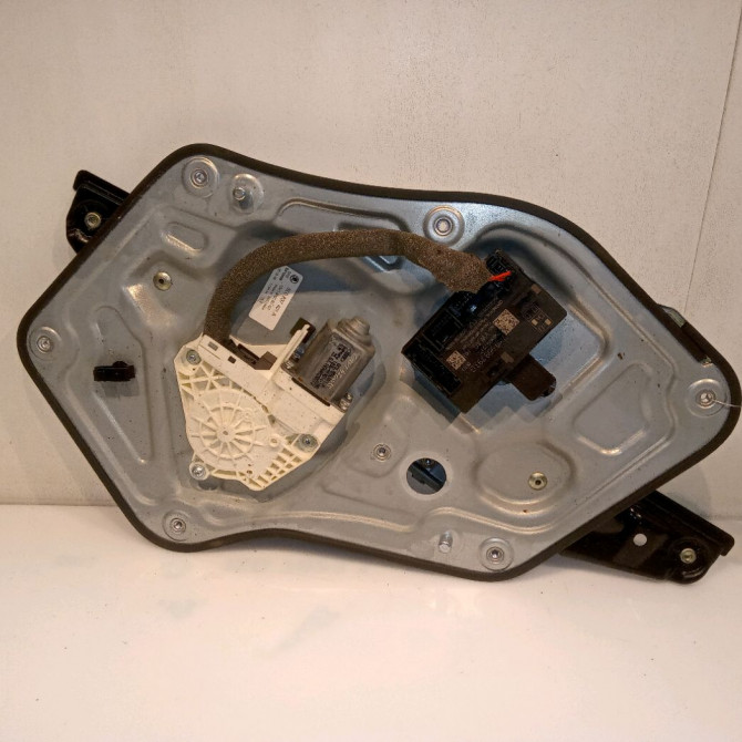 Mecanisme+moteur leve-glace avg occasion SKODA YETI 5L0837461 1