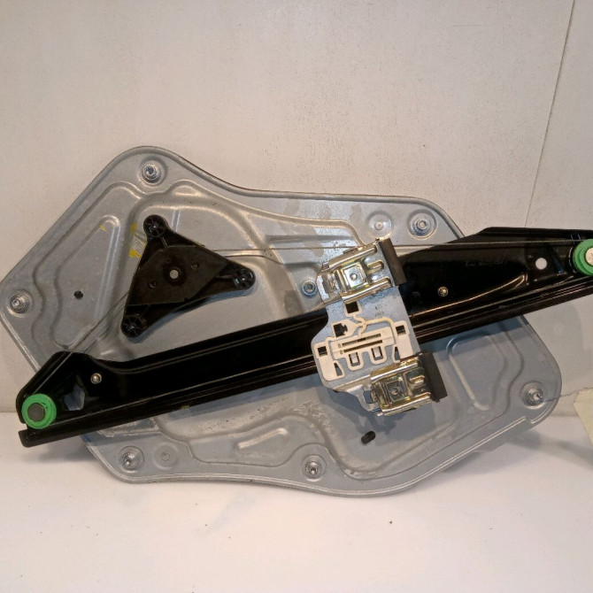 Mecanisme+moteur leve-glace avg occasion SKODA YETI 5L0837461 2