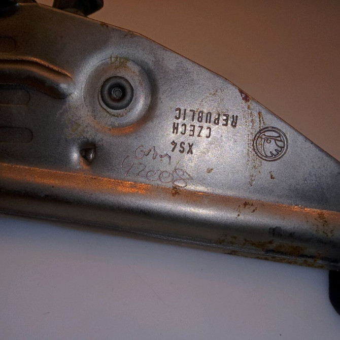 Levier frein a main occasion SKODA YETI 1Z1711303C 4