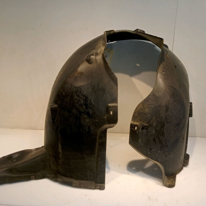 Pare-boue avant droit occasion SKODA YETI 5L0809958B 2