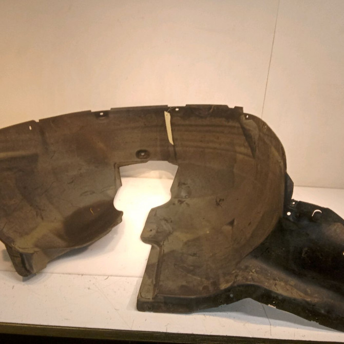 Pare-boue avant droit occasion SKODA YETI 5L0809958B 3