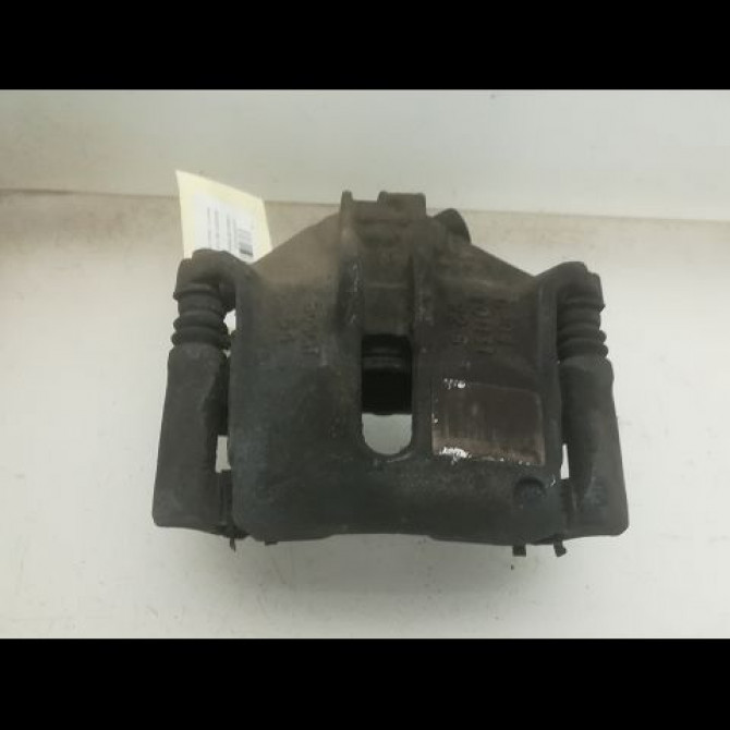 Etrier de frein avant droit occasion PEUGEOT 207 Phase 1 04-2006->06-2013 1.4 HDI 4400R7 1