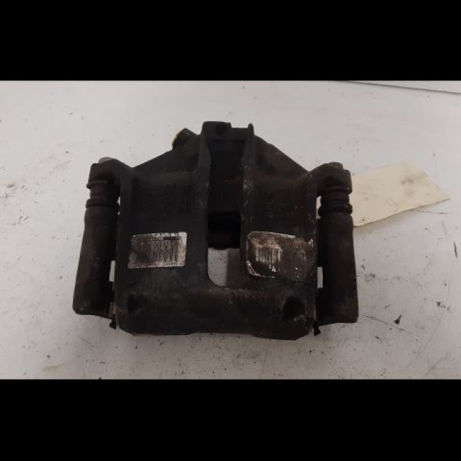 Etrier de frein avant droit occasion PEUGEOT 208 208 Phase 1 2012-03-01->2015-09-30 1.4 HDI 68ch 4400R7 1