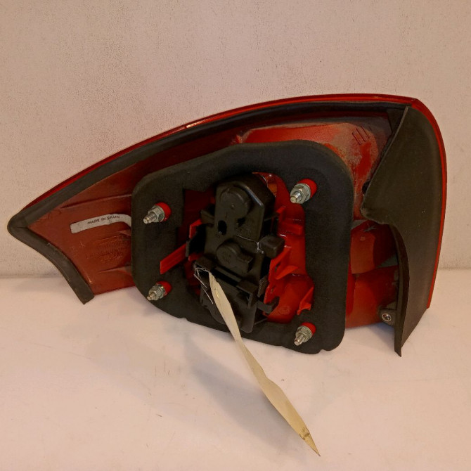 Feu arrière droit occasion AUDI A6 II Phase 2 07-2001->05-2004 4B5945096B 2