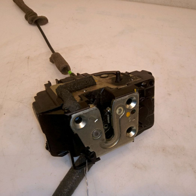 Serrure porte arg occasion NISSAN QASHQAI I Phase 2 03-2010->04-2014 1.5 DCI 110ch 82501JD90C 2