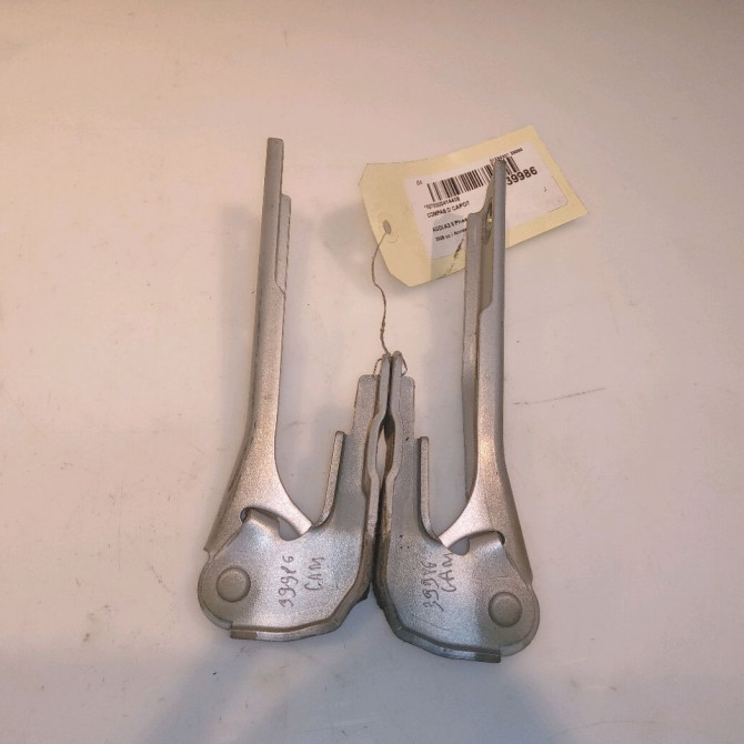 Compas d capot occasion  8P0823302 2