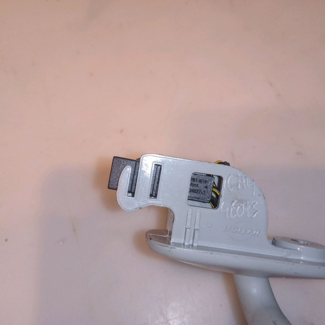 Pare-soleil gauche occasion AUDI A3 II Phase 2 06-2008->07-2012 8P0857551AE9V4 4