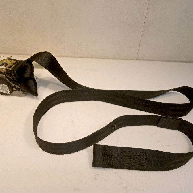 Ceinture avant droite occasion  8P3857706DV04 1