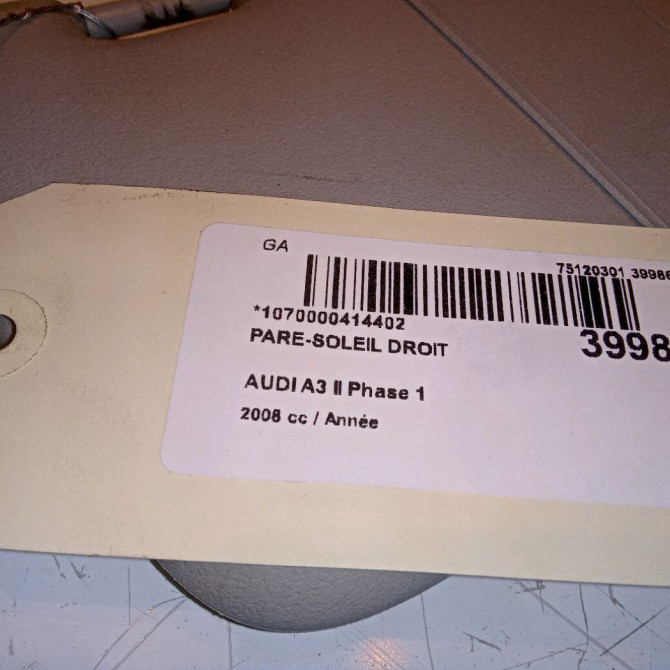 Pare-soleil droit occasion  8P0857552AE9V4 4