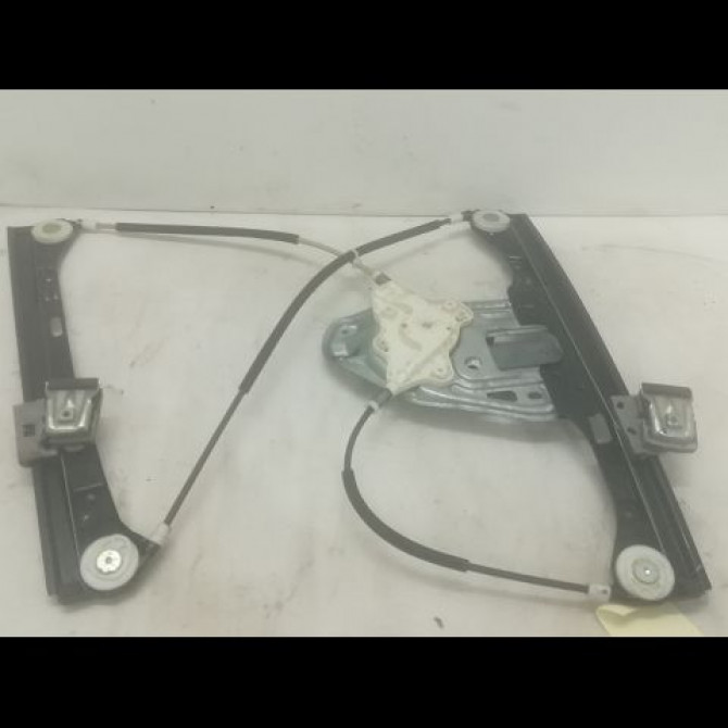 Mecanisme + moteur lève-glace avant droit occasion MERCEDES CLASSE C COUPE SPORT II Phase 2 03-2004->04-2008 C 220 CDI 2037204046 2