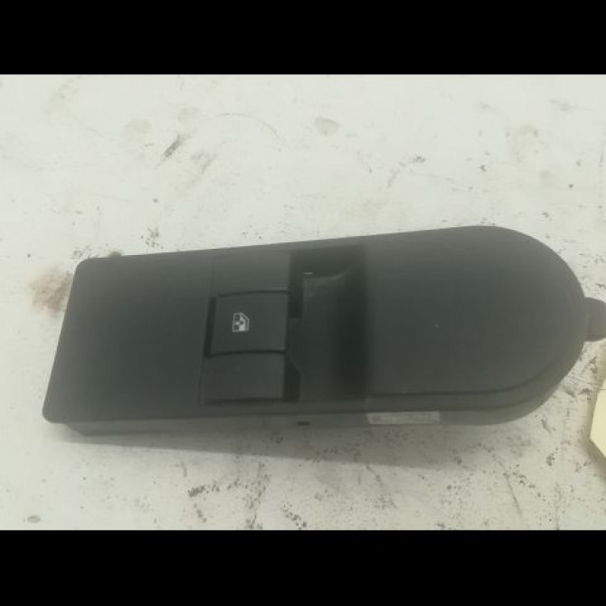Commande lève-glace porte avant droite occasion OPEL ASTRA III ASTRA III Phase 1 2004-04-01->2006-12-31 1.9 CDTI 120ch 13228881 1