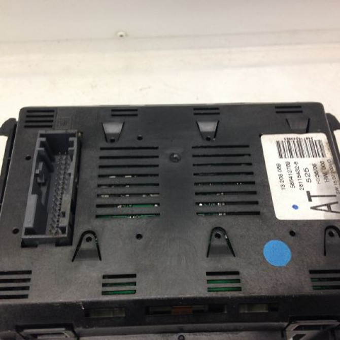 Afficheur digital occasion OPEL ZAFIRA II Phase 1 07-2005->12-2007 1.9 CDTI 120ch 13111166 4