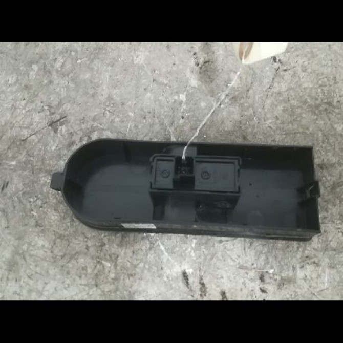 Commande lève-glace porte avant droite occasion OPEL ZAFIRA II Phase 2 01-2008->12-2014 13228881 2