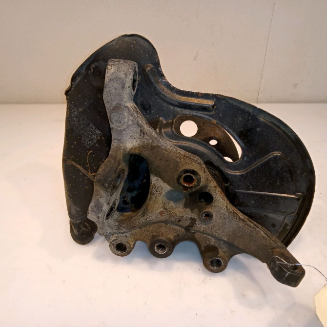 Moyeu avd occasion MERCEDES CLASSE C II Phase 2 BREAK 03-2004->06-2007 2093300325 2