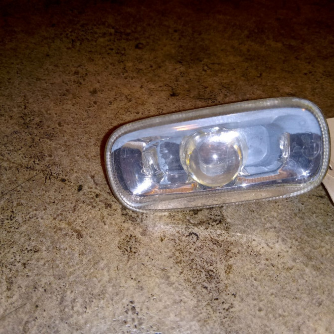 Répétiteur aile gauche occasion AUDI A4 II Phase 2 09-2004->04-2008 1.9 TDI 115ch 8E0949127 1