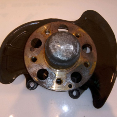 Moyeu avd occasion MERCEDES CLASSE C II Phase 1 05-2000->03-2004 C 220 CDI 2093300325