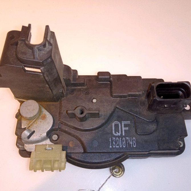 Serrure porte avg occasion OPEL ASTRA III ASTRA III Phase 1 2004-04-01->2006-12-31 1.9 CDTI 120ch 13220371 2