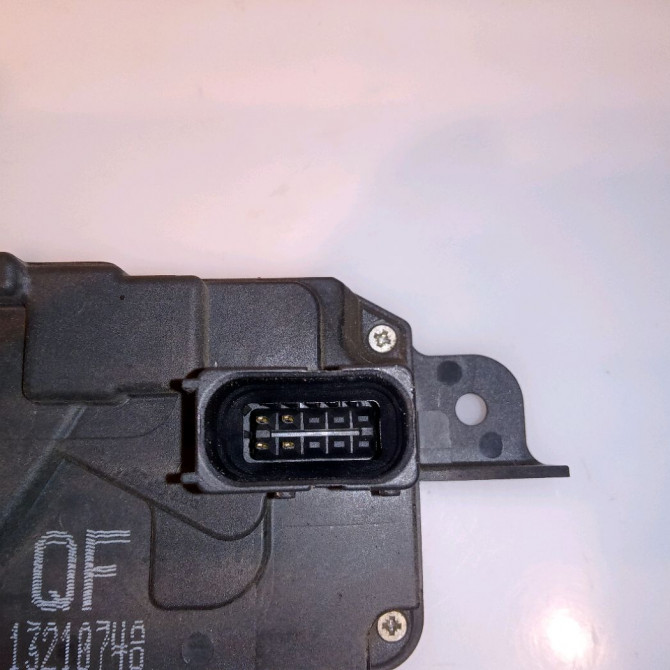 Serrure porte avg occasion OPEL ASTRA III ASTRA III Phase 1 2004-04-01->2006-12-31 1.9 CDTI 120ch 13220371 3