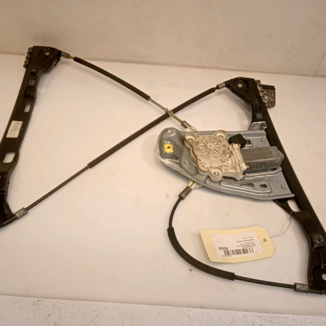 Mecanisme+moteur leve-glace avg occasion MERCEDES CLASSE C COUPE SPORT II Phase 1 03-2001->03-2004 2037203946 1