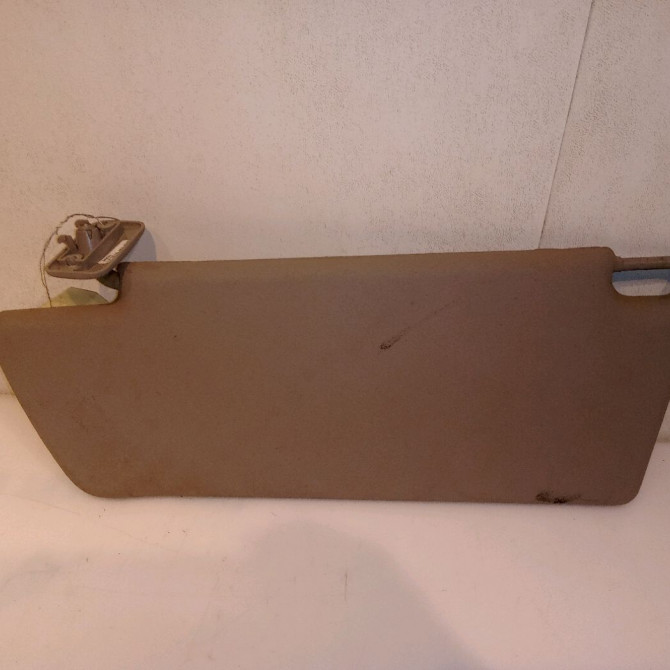 Pare-soleil droit occasion OPEL ZAFIRA II Phase 2 01-2008->12-2014 1.9 CDTI 100ch 13281677 2