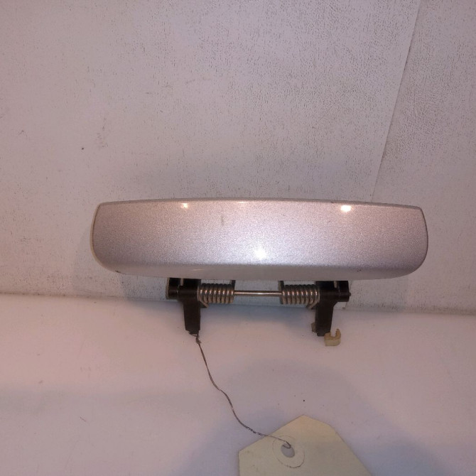 Poignee ext porte avd occasion  8E0839207 1