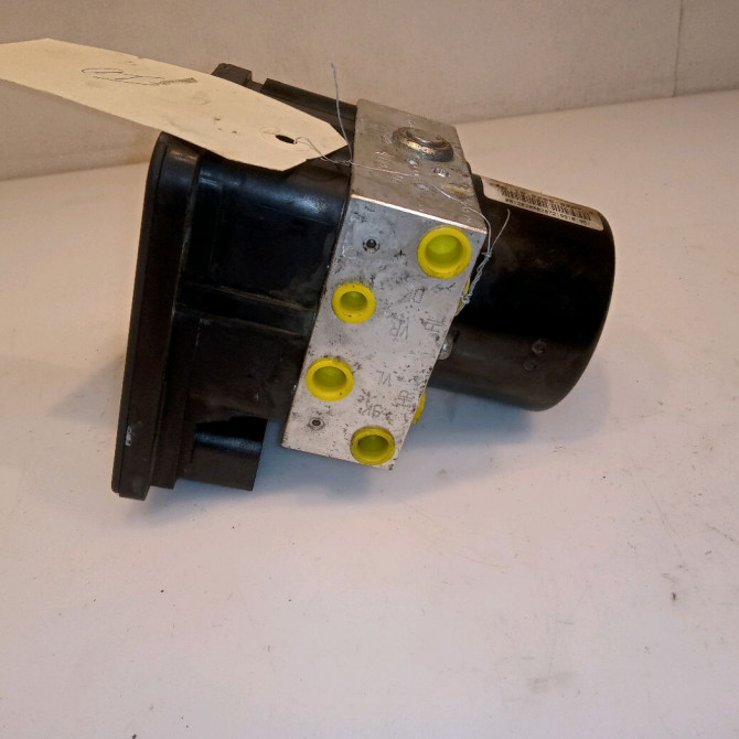 Unité hydraulique ABS occasion OPEL ZAFIRA II Phase 2 01-2008->12-2014 1.9 CDTI 100ch 93191515 2