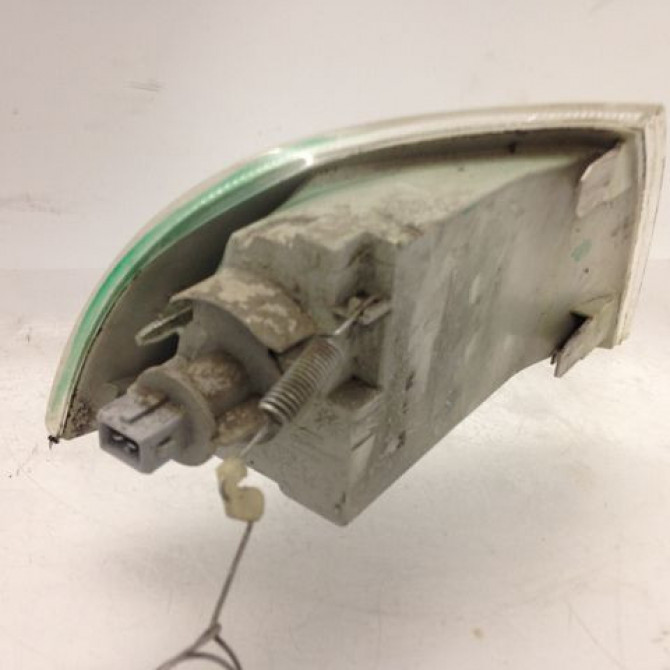 Clignotant gauche occasion FIAT PUNTO II Phase 1 10-1999->05-2003 7732480 2