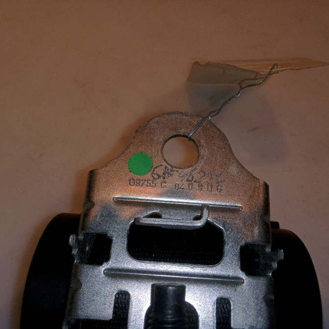 Ceinture arrière gauche occasion FORD FIESTA V Phase 1 09-2002->10-2005 1.4 TDCI 1219221 3