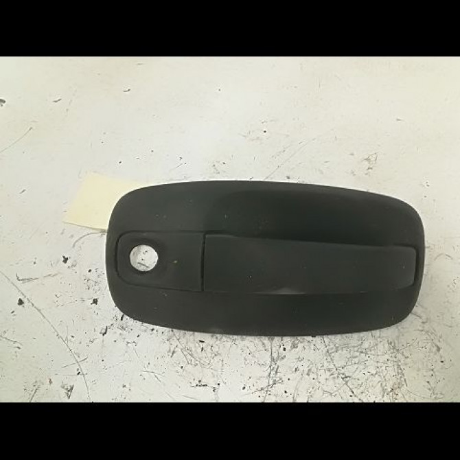 Poignee ext porte avg occasion RENAULT TRAFIC II 805065812R 1