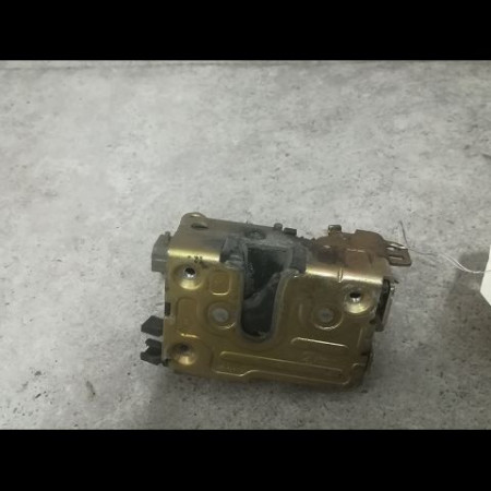 Serrure porte avd occasion RENAULT CLIO I Phase 3 03-1996->08-1998 1.2 7701036101