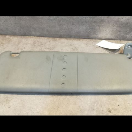 Pare-soleil droit occasion RENAULT TRAFIC II Phase 1 10-2001->08-2006 1.9 DCI 100ch 7701477801