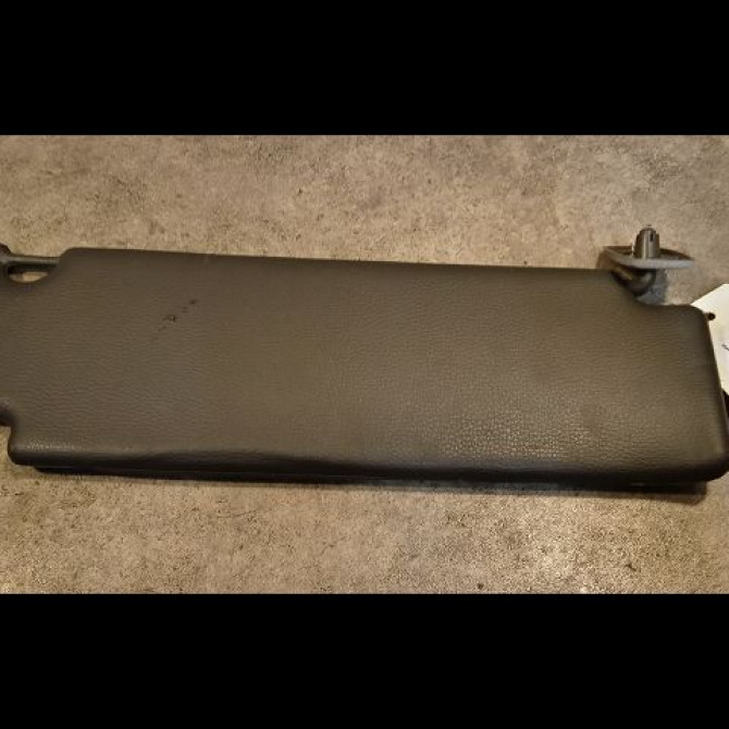 Pare-soleil gauche occasion RENAULT CLIO I Phase 2 03-1994->03-1996 1.2 7700829185 2
