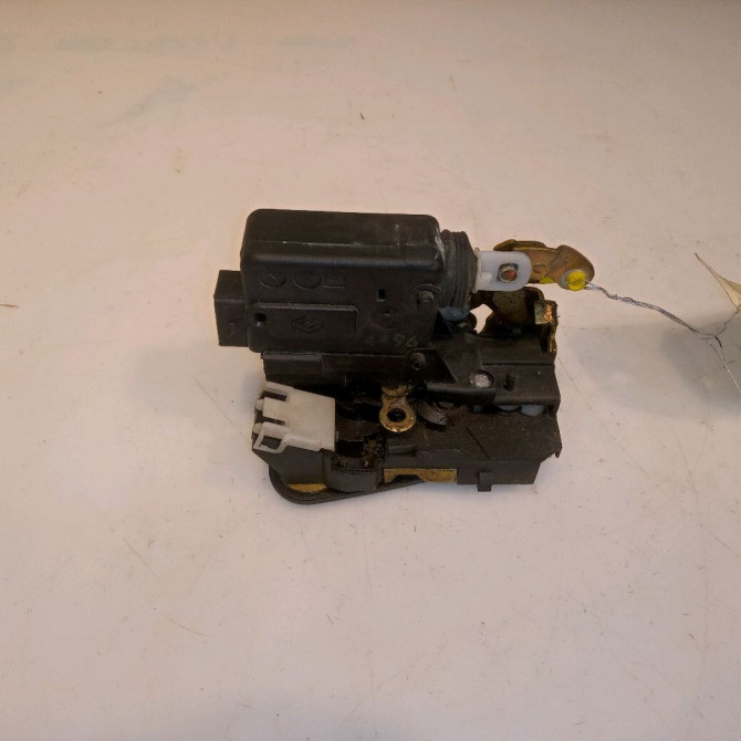 Serrure porte arg occasion RENAULT CLIO I Phase 3 03-1996->08-1998 1.9 D 65ch 7701036102 1