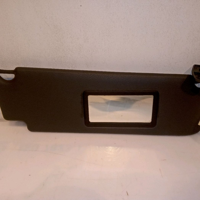 Pare-soleil droit occasion RENAULT CLIO I Phase 3 03-1996->08-1998 1.9 D 65ch 7700829186 1