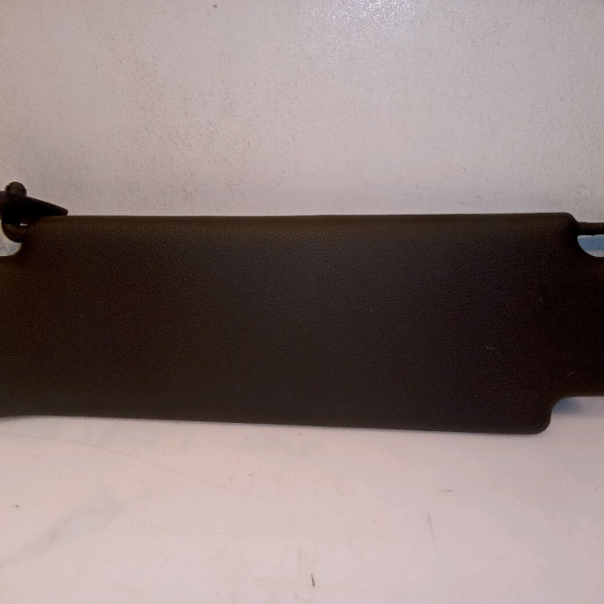 Pare-soleil droit occasion RENAULT CLIO I Phase 3 03-1996->08-1998 1.9 D 65ch 7700829186 2