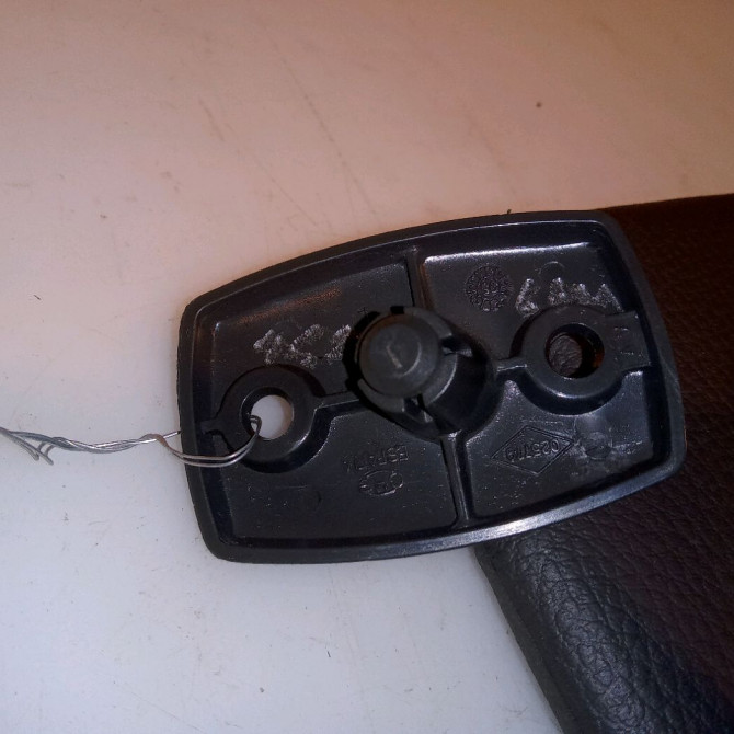 Pare-soleil gauche occasion RENAULT CLIO I Phase 3 03-1996->08-1998 1.9 D 65ch 7700829185 3