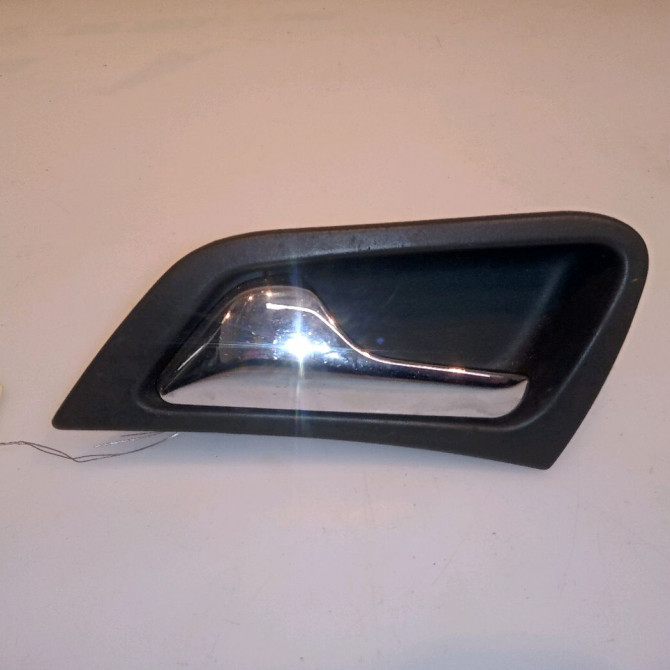 Poignee int porte avg occasion MERCEDES CLASSE C COUPE SPORT II Phase 1 03-2001->03-2004 20376015619051 1