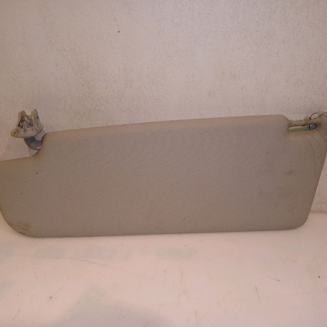 Pare-soleil droit occasion VOLKSWAGEN UP 6RU857552C2F4 1