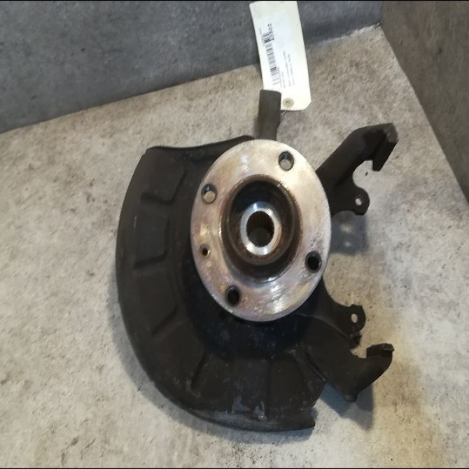 Moyeu avd occasion SEAT CORDOBA I phase 2 VARIO 09-1999->10-2002 1.9 SDI 68ch 357407613B 1