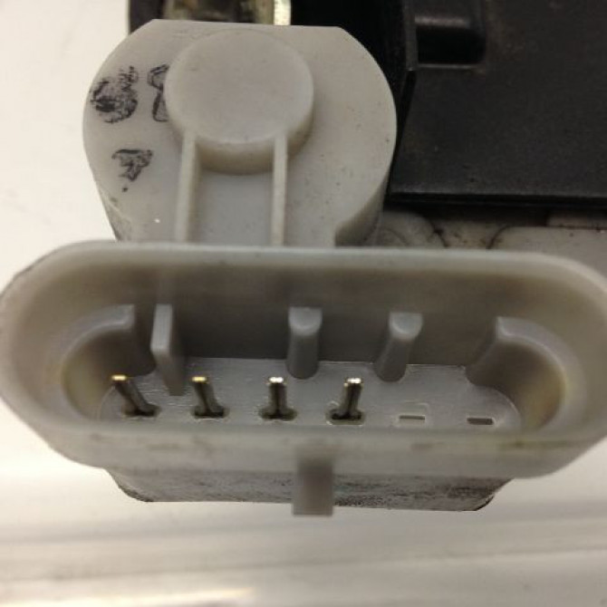 Serrure porte arg occasion ALFA ROMEO 147 Phase 1 09-2000->09-2004 46557035 3